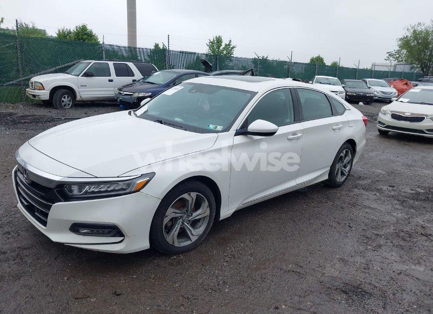 Photo 2 of 2018 Honda Accord EX (VIN 1HGCV1F49JA197049)