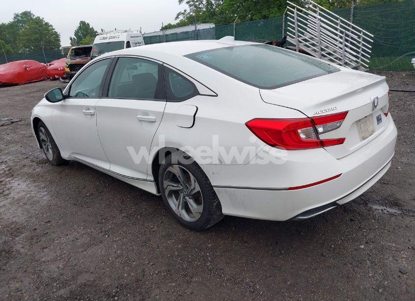 Photo 3 of 2018 Honda Accord EX (VIN 1HGCV1F49JA197049)
