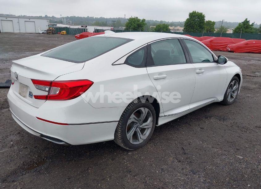 Photo 4 of 2018 Honda Accord EX (VIN 1HGCV1F49JA197049)