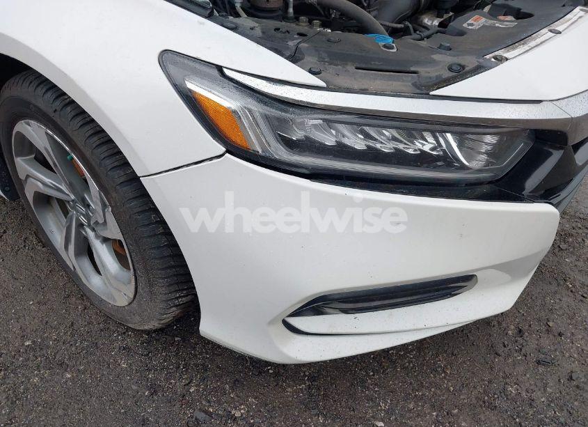 Photo 6 of 2018 Honda Accord EX (VIN 1HGCV1F49JA197049)