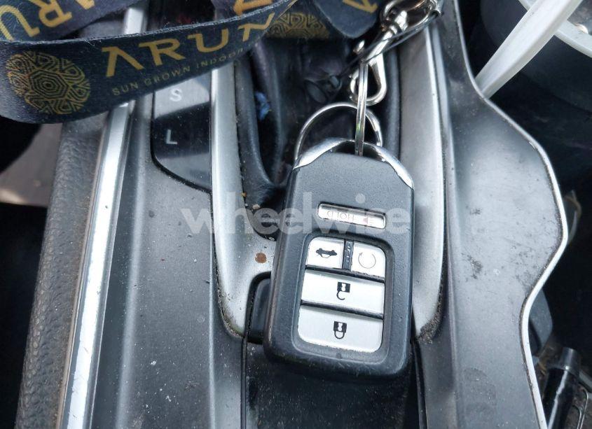 Photo 11 of 2019 Honda Accord EX (VIN 1HGCV1F49KA021832)