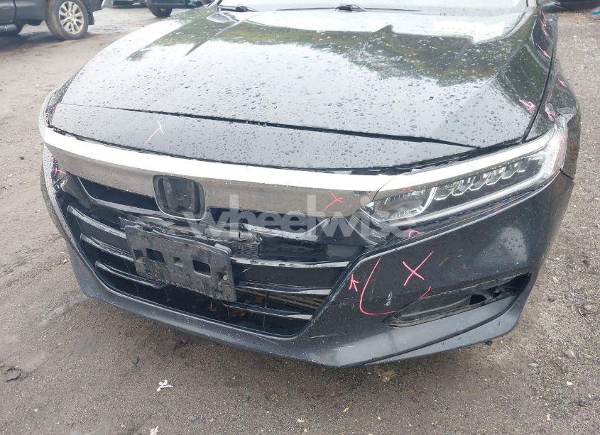 Photo 6 of 2019 Honda Accord EX (VIN 1HGCV1F49KA025735)