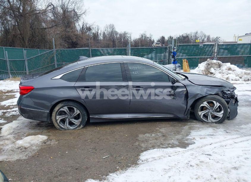 Photo 14 of 2019 Honda Accord EX (VIN 1HGCV1F49KA102636)