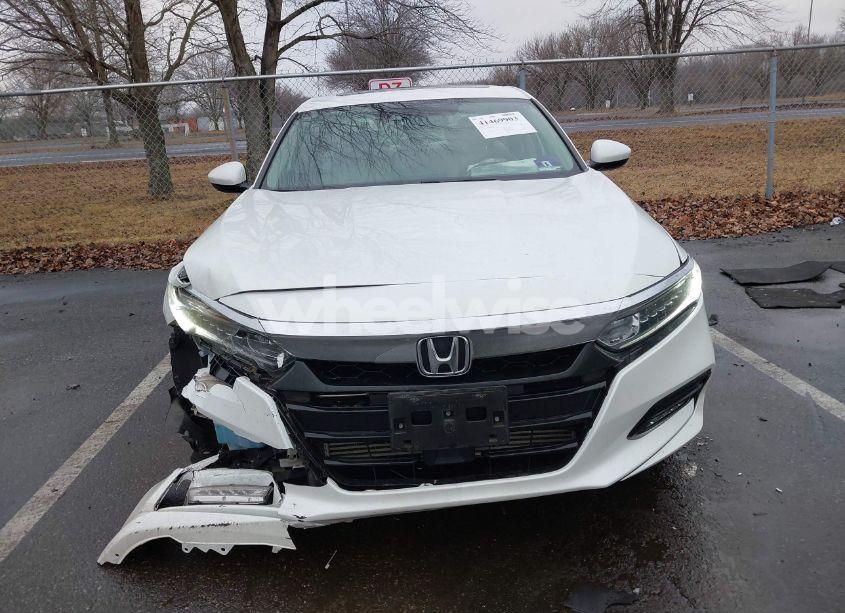 Photo 12 of 2019 Honda Accord EX (VIN 1HGCV1F49KA138469)