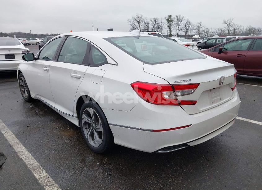 Photo 3 of 2019 Honda Accord EX (VIN 1HGCV1F49KA138469)