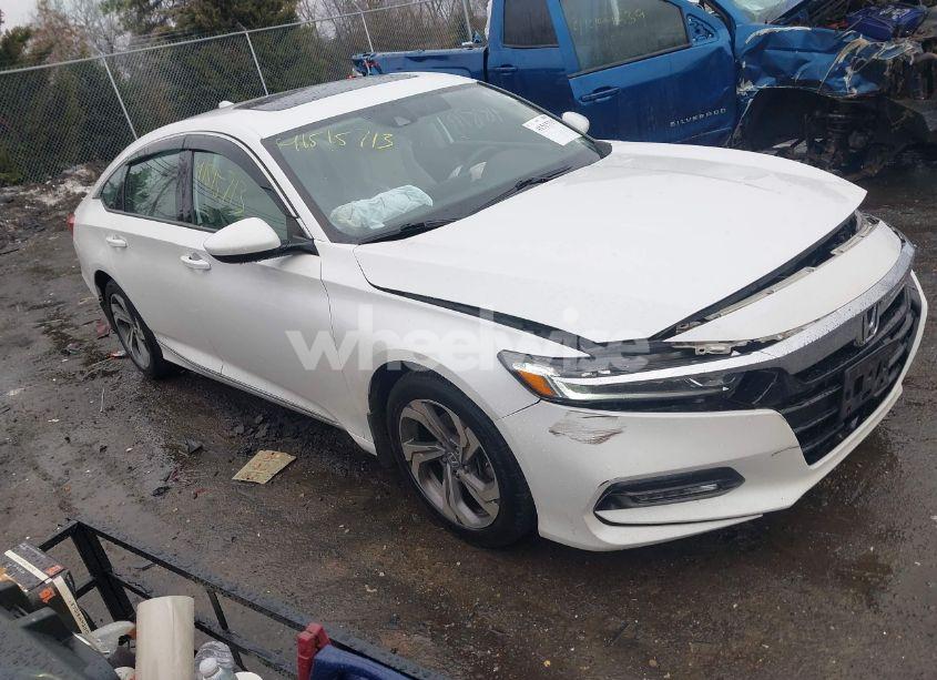 2018 Honda Accord EX (VIN 1HGCV1F4XJA032479) main photo