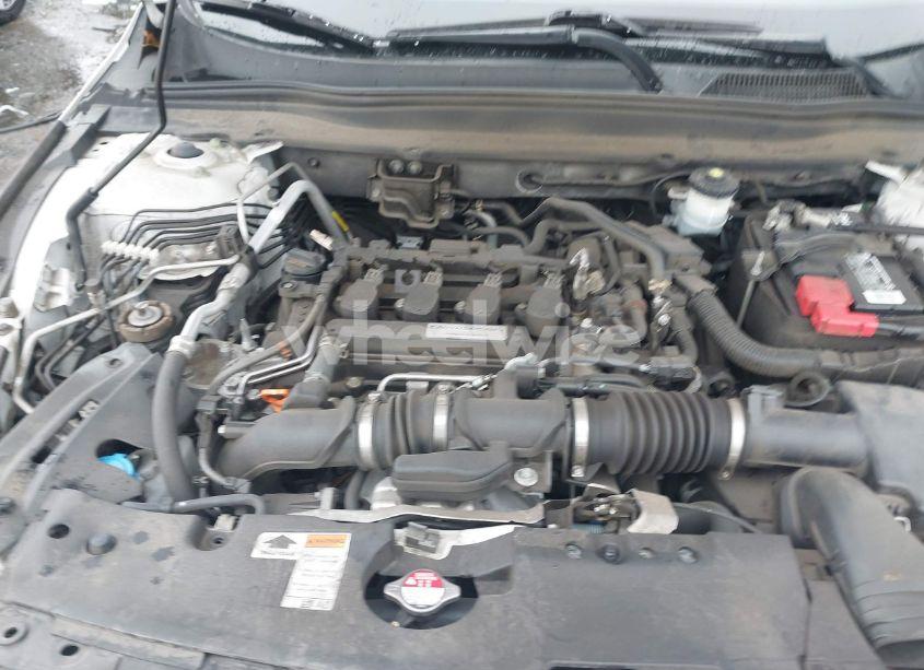 Photo 10 of 2018 Honda Accord EX (VIN 1HGCV1F4XJA032479)