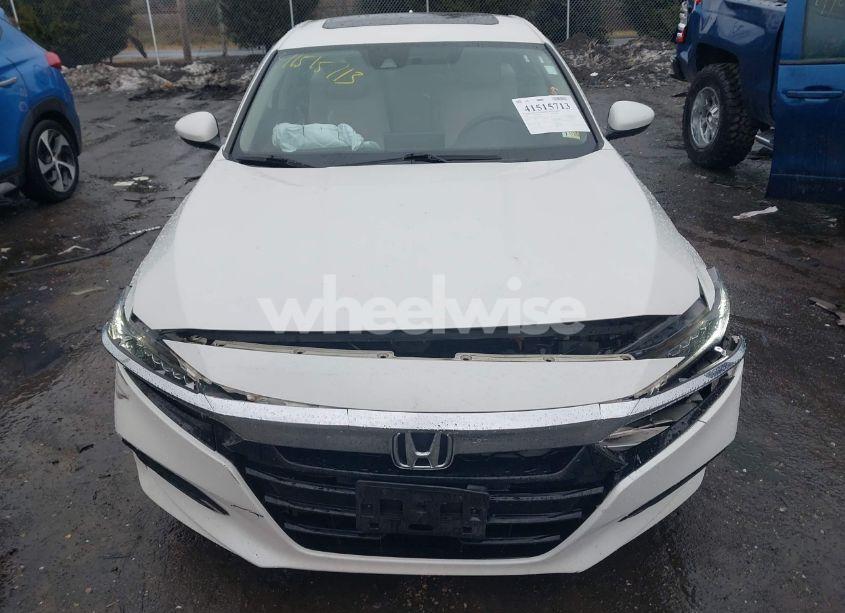 Photo 12 of 2018 Honda Accord EX (VIN 1HGCV1F4XJA032479)