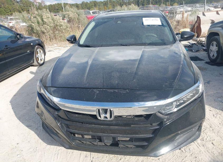 Photo 12 of 2018 Honda Accord EX (VIN 1HGCV1F4XJA037861)