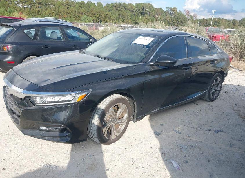 Photo 2 of 2018 Honda Accord EX (VIN 1HGCV1F4XJA037861)