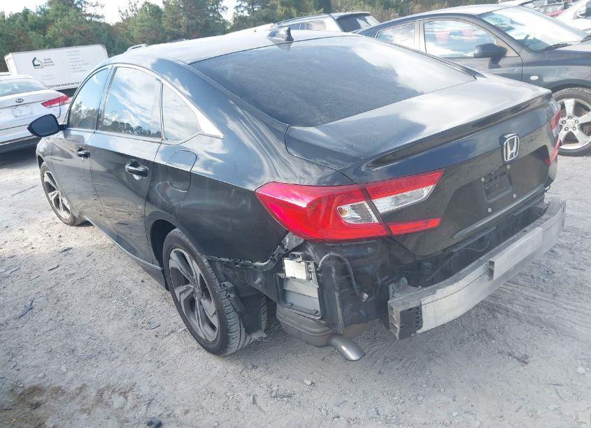 Photo 3 of 2018 Honda Accord EX (VIN 1HGCV1F4XJA037861)