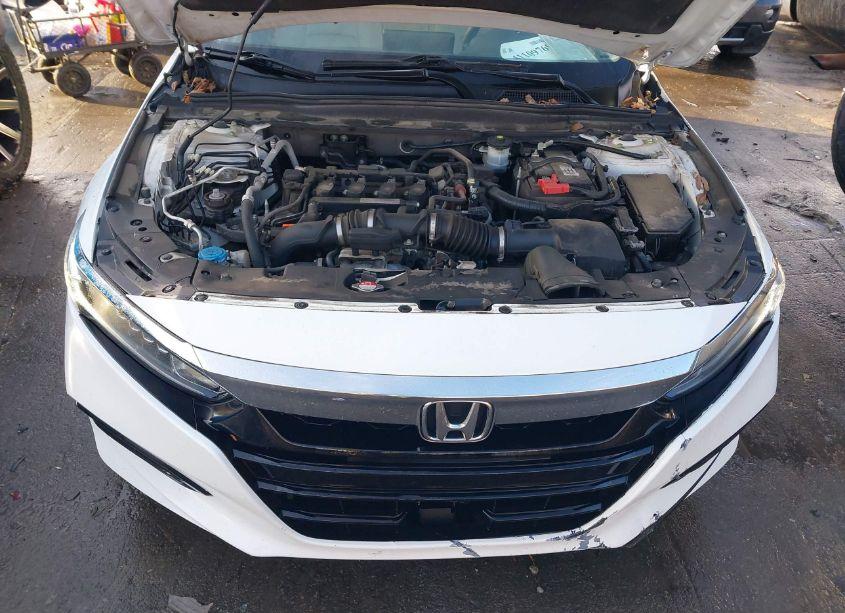 Photo 10 of 2018 Honda Accord EX (VIN 1HGCV1F4XJA138270)
