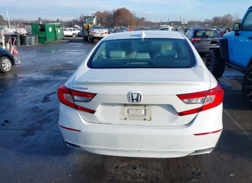 Photo 16 of 2018 Honda Accord EX (VIN 1HGCV1F4XJA138270)