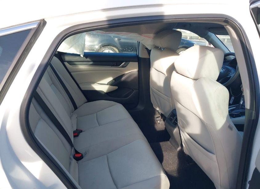 Photo 8 of 2018 Honda Accord EX (VIN 1HGCV1F4XJA138270)