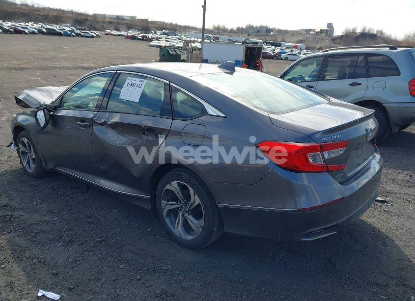 Photo 3 of 2018 Honda Accord EX (VIN 1HGCV1F4XJA216692)