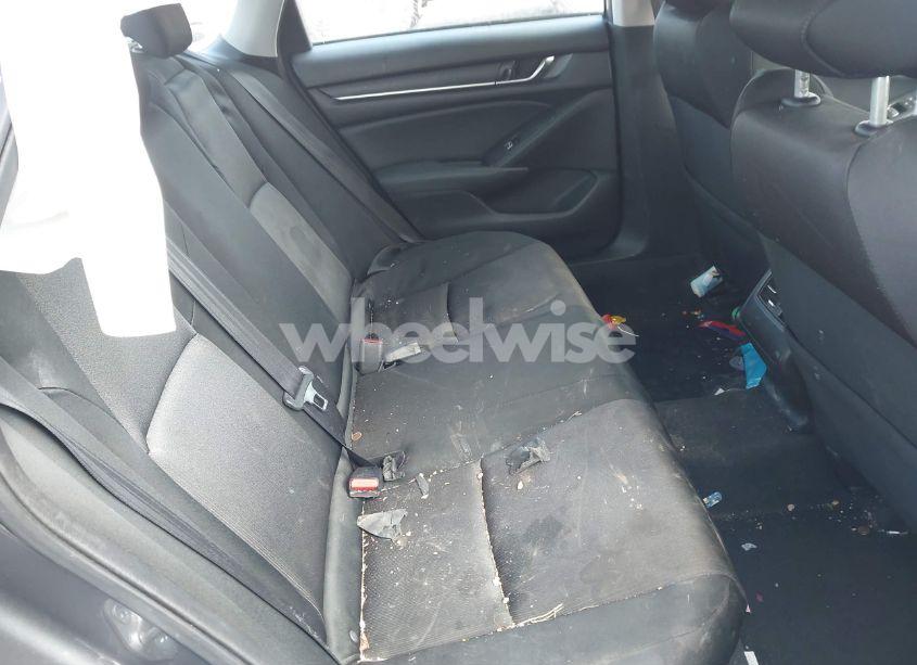 Photo 8 of 2018 Honda Accord EX (VIN 1HGCV1F4XJA216692)