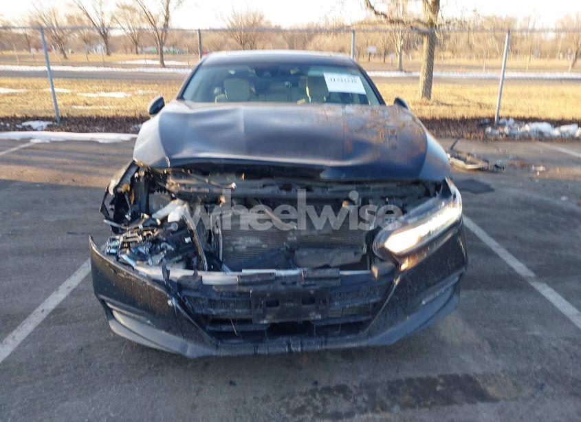 Photo 12 of 2018 Honda Accord EX (VIN 1HGCV1F4XJA254410)