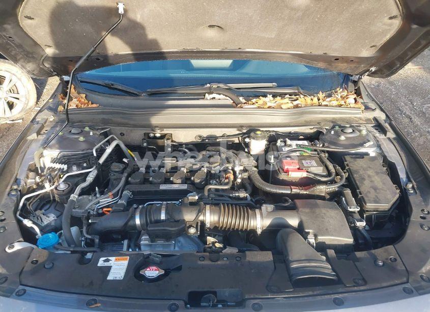 Photo 10 of 2019 Honda Accord EX (VIN 1HGCV1F4XKA078606)