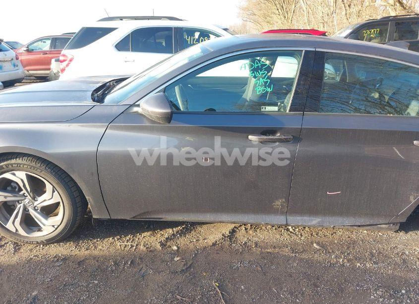 Photo 15 of 2019 Honda Accord EX (VIN 1HGCV1F4XKA078606)