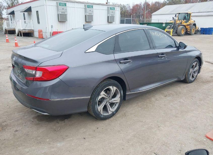 Photo 4 of 2020 Honda Accord EX (VIN 1HGCV1F4XLA026412)