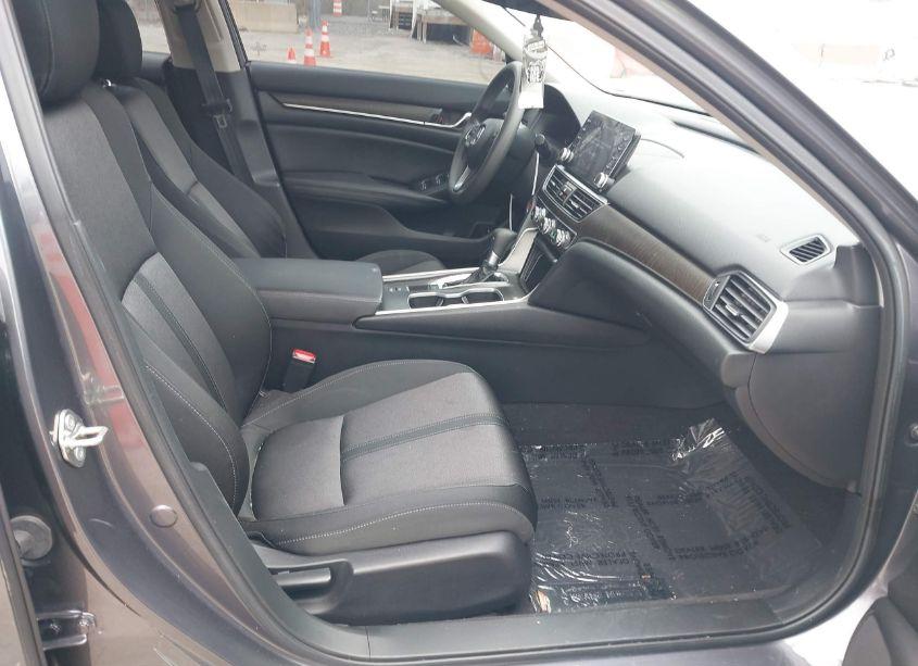 Photo 5 of 2020 Honda Accord EX (VIN 1HGCV1F4XLA026412)