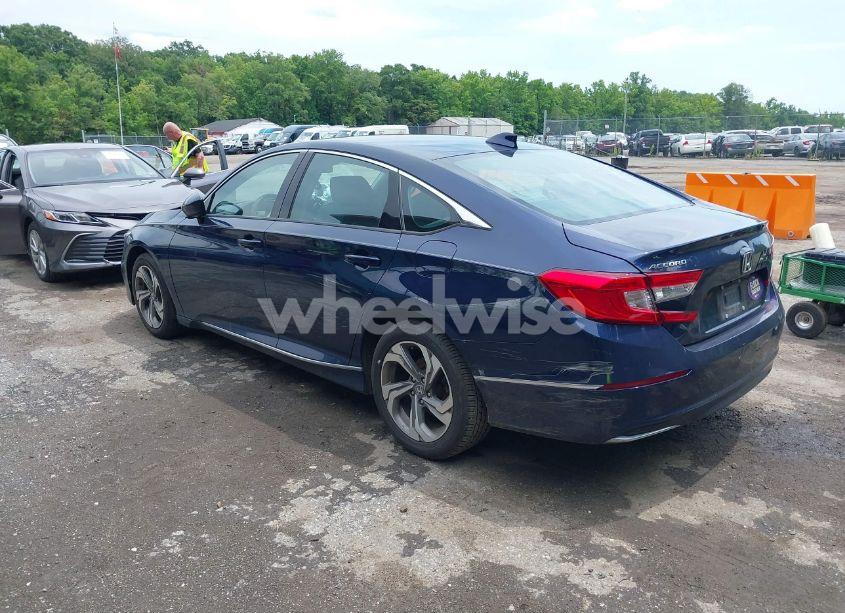 Photo 3 of 2020 Honda Accord EX (VIN 1HGCV1F4XLA030959)