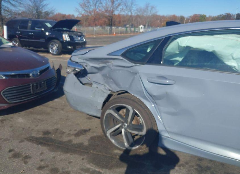 Photo 6 of 2022 Honda Accord SPORT SPECIAL EDITION (VIN 1HGCV1F4XNA006289)