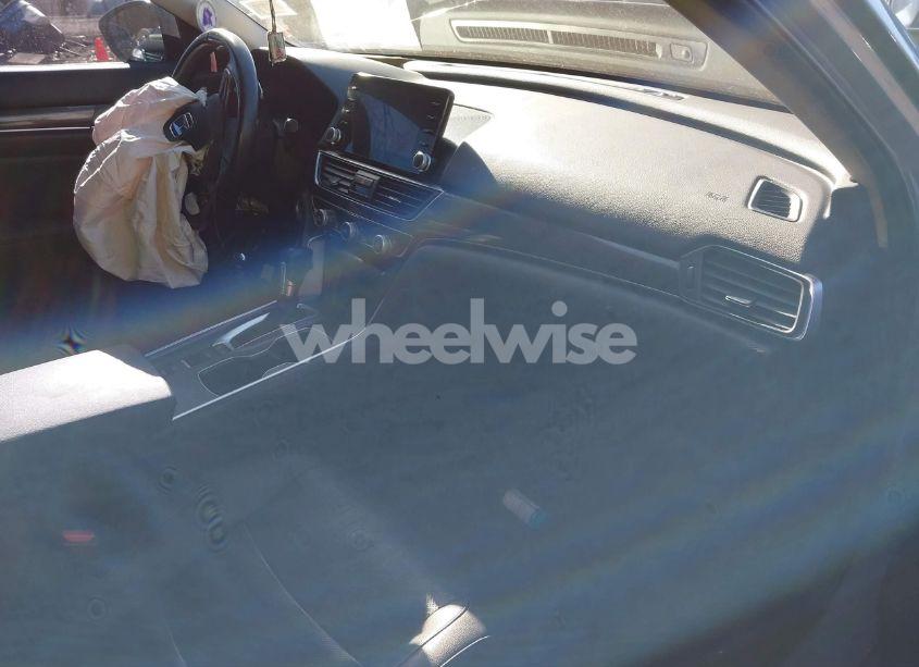 Photo 5 of 2022 Honda Accord SPORT SE (VIN 1HGCV1F4XNA049885)