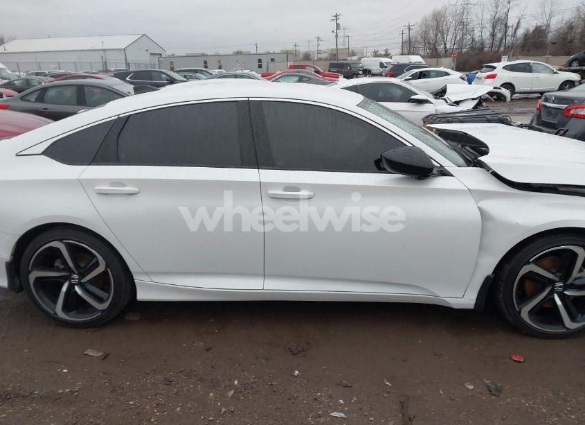 Photo 13 of 2022 Honda Accord SPORT SE (VIN 1HGCV1F4XNA084698)