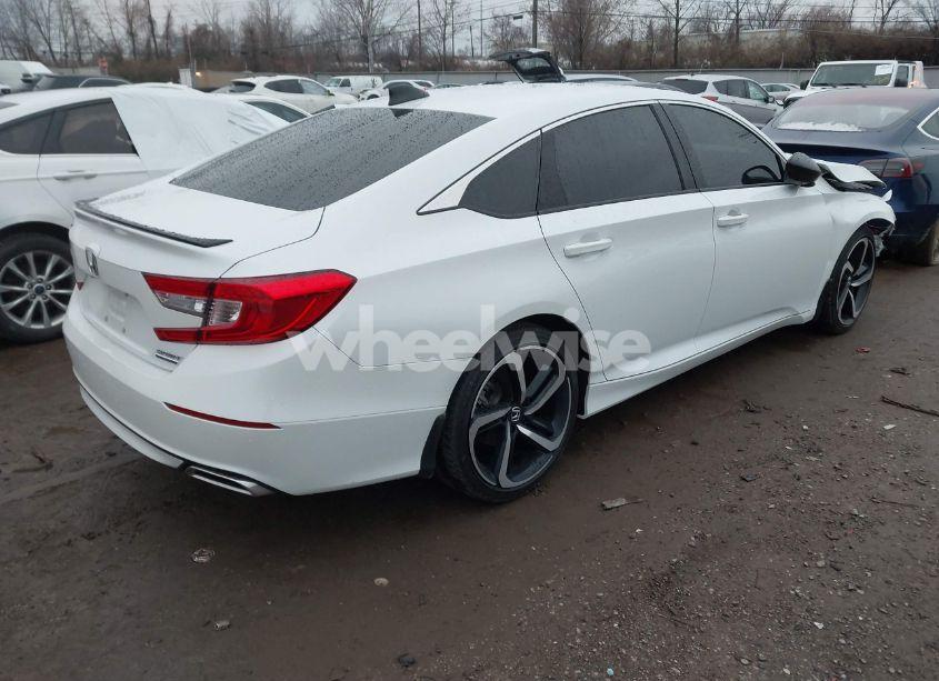 Photo 4 of 2022 Honda Accord SPORT SE (VIN 1HGCV1F4XNA084698)