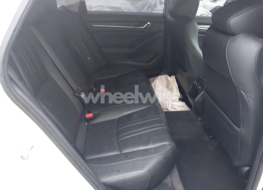 Photo 8 of 2022 Honda Accord SPORT SE (VIN 1HGCV1F4XNA084698)