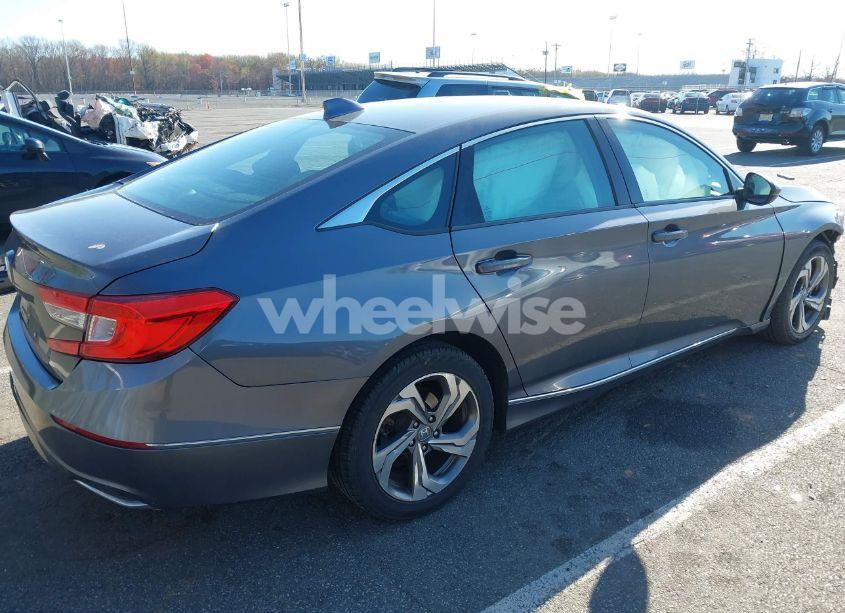 Photo 4 of 2018 Honda Accord EX-L (VIN 1HGCV1F50JA085250)