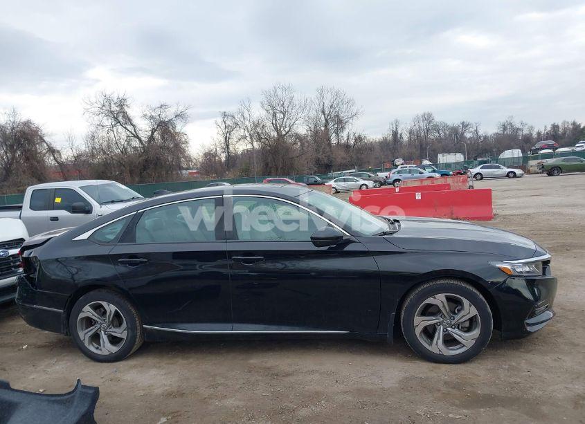 Photo 14 of 2018 Honda Accord EX-L (VIN 1HGCV1F50JA088522)