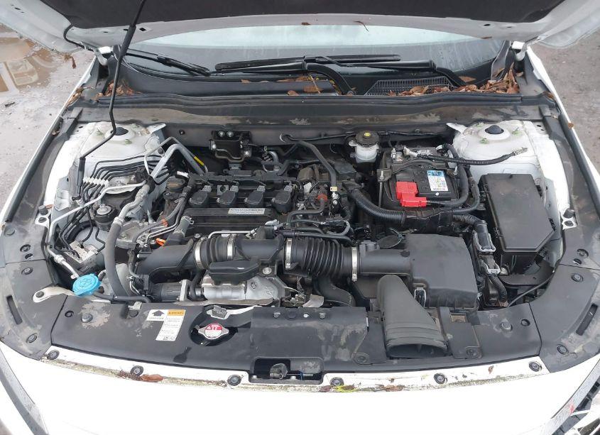 Photo 10 of 2018 Honda Accord EX-L (VIN 1HGCV1F50JA094174)