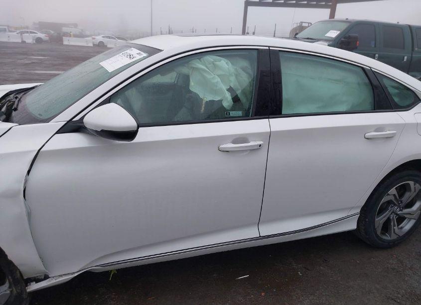 Photo 14 of 2018 Honda Accord EX-L (VIN 1HGCV1F50JA094174)