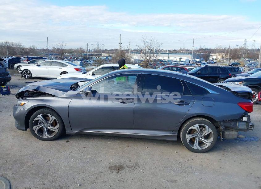 Photo 15 of 2018 Honda Accord EX-L (VIN 1HGCV1F50JA110034)