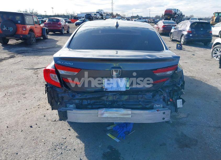 Photo 17 of 2018 Honda Accord EX-L (VIN 1HGCV1F50JA110034)