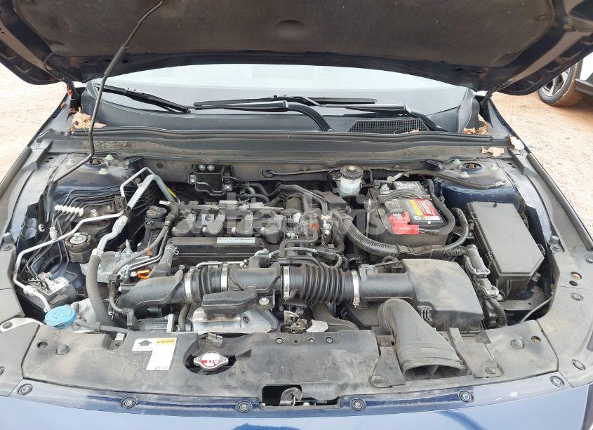 Photo 10 of 2018 Honda Accord EX-L (VIN 1HGCV1F50JA196140)