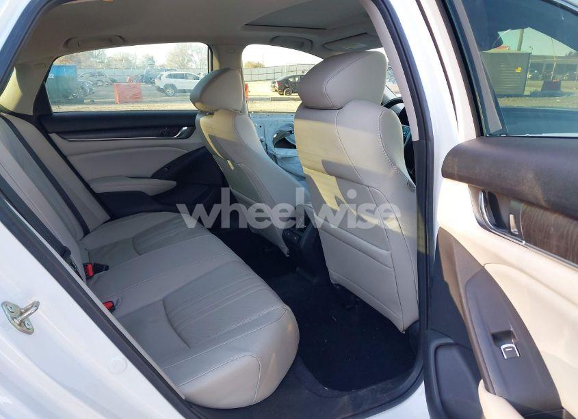 Photo 8 of 2020 Honda Accord EX-L (VIN 1HGCV1F50LA028937)