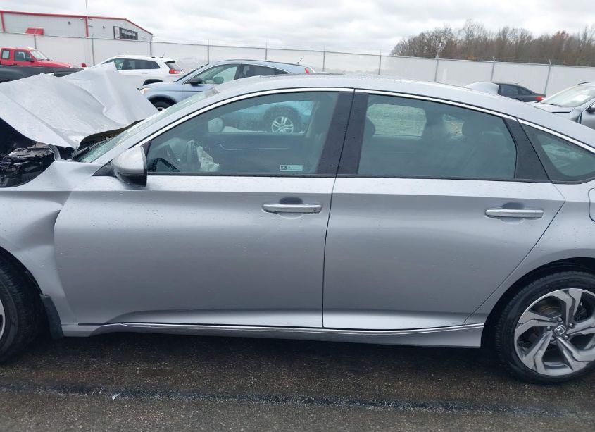 Photo 15 of 2020 Honda Accord EX-L (VIN 1HGCV1F50LA133221)