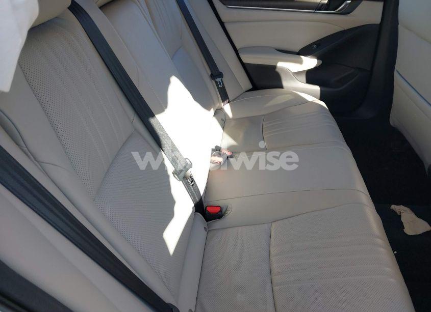 Photo 8 of 2021 Honda Accord EX-L (VIN 1HGCV1F50MA092168)