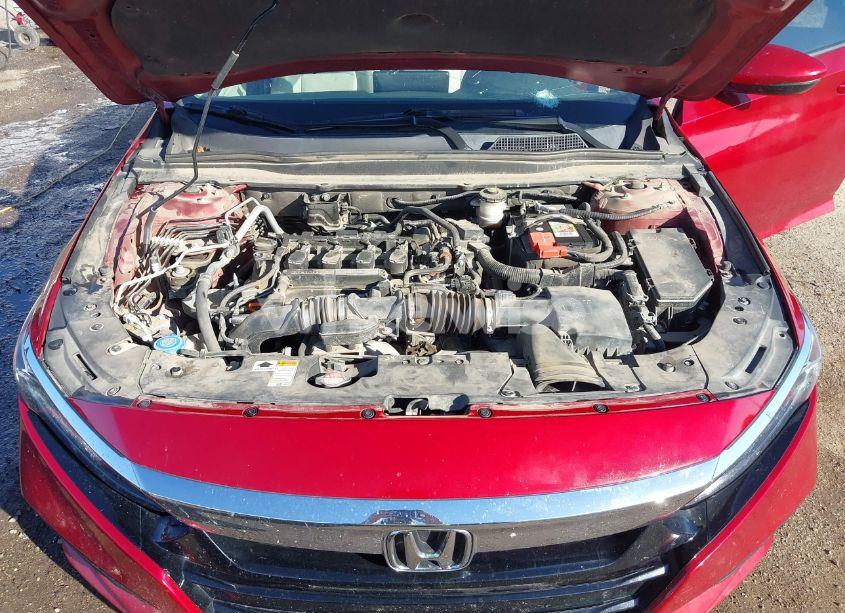Photo 10 of 2018 Honda Accord EX-L (VIN 1HGCV1F51JA072992)