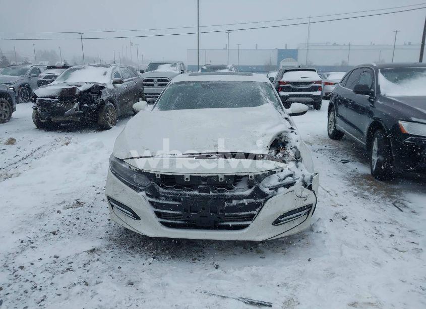 Photo 12 of 2018 Honda Accord EX-L (VIN 1HGCV1F51JA084589)