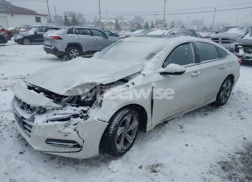 Photo 2 of 2018 Honda Accord EX-L (VIN 1HGCV1F51JA084589)