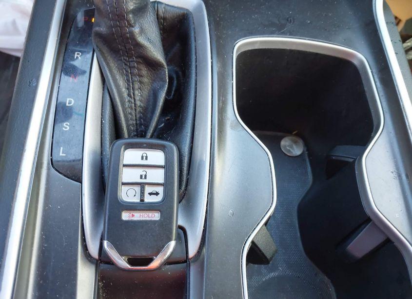 Photo 11 of 2018 Honda Accord EX-L (VIN 1HGCV1F51JA105098)