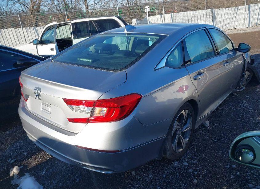 Photo 4 of 2018 Honda Accord EX-L (VIN 1HGCV1F51JA105098)