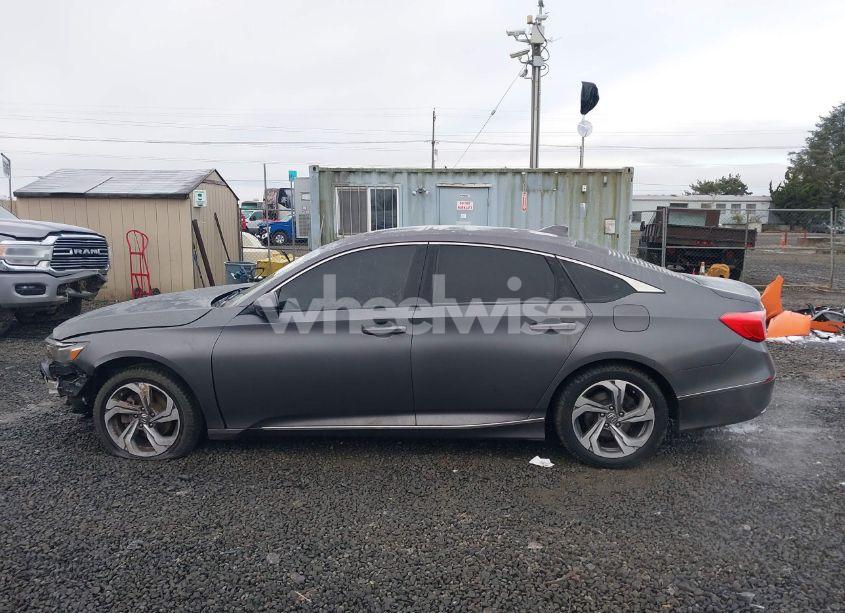 Photo 15 of 2018 Honda Accord EX-L (VIN 1HGCV1F51JA153491)