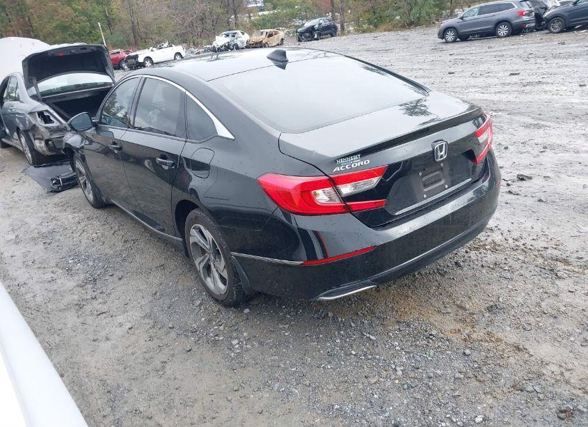 Photo 3 of 2018 Honda Accord EX-L (VIN 1HGCV1F51JA261013)