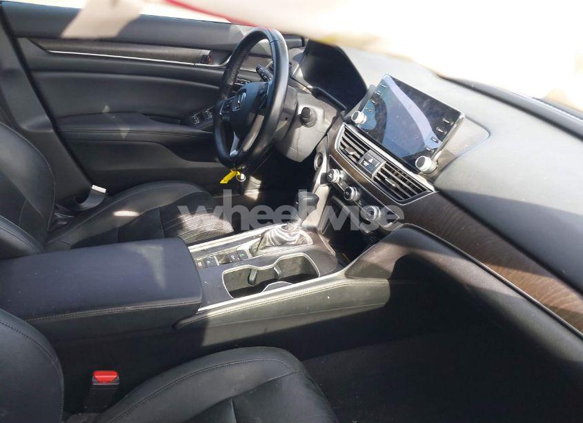 Photo 5 of 2022 Honda Accord EX-L (VIN 1HGCV1F51NA042235)