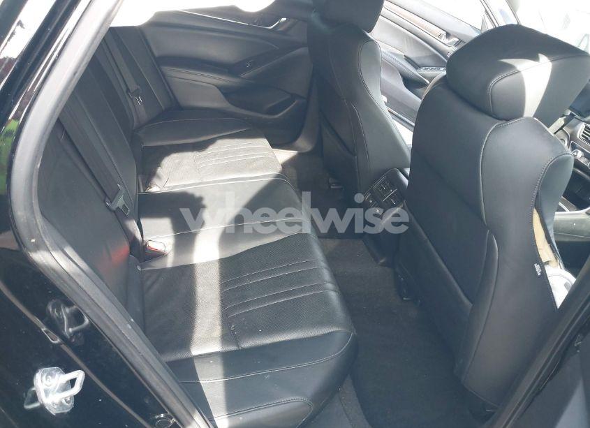 Photo 8 of 2022 Honda Accord EX-L (VIN 1HGCV1F51NA042235)